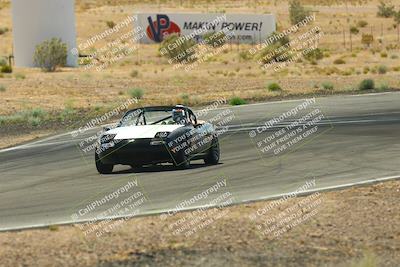 media/May-31-2025-CalClub SCCA (Sat) [[2c1a04e1ee]]/Qualifying/Group 1/Turn 4/
